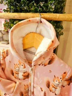 Campera darlon con peluche ''Ternura silvestre'' - Sin querer queriendo