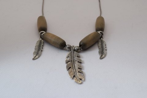 Collar wind