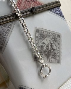 Pulsera Dalila en internet