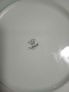 Antigo conjunto para sobremesa com sete (7) itens: 1 prato de bolo e 6 pratos porcelana Schmidt