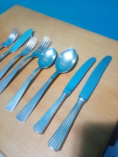 Antigo faqueiro Prata Eberle 108 peças com baú e chave na internet