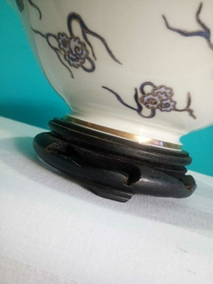 Antiga Tigela em Porcelana Pintada a Mão Oriental / Dragão - Assinada na internet