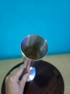 Antigo vaso solitário/ floreira prata Eberle - loja online