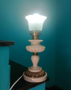 Imagem do Antiga e grande luminária/ lanterna marroquina em latão e vidro