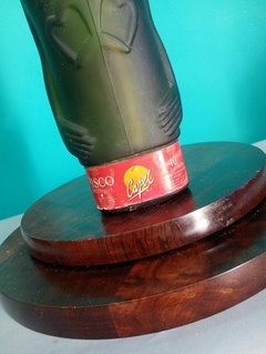 Antiga garrafa de vidro Pisco Reservado Moai