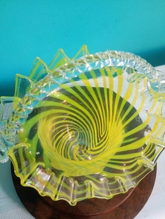 Graciosa e Rara Cesta / Centro de Mesa Murano amarelo limão - comprar online