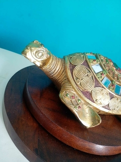 Tartaruga Decorativa Dourada em Resina na internet