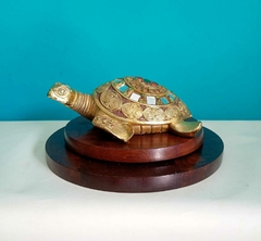 Tartaruga Decorativa Dourada em Resina - comprar online