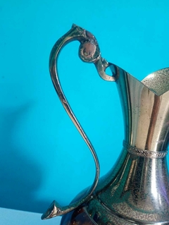 Antigo gomil / jarra em faiança vitrificada em metal dourado - loja online