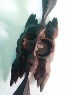 Imagem do Antigo e lindíssimo cinzeiro escultural em Jacarandá com pássaros