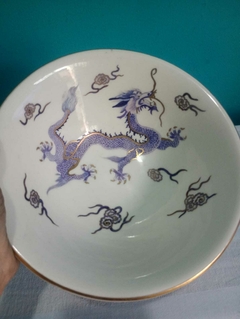 Imagem do Antiga Tigela em Porcelana Pintada a Mão Oriental / Dragão - Assinada