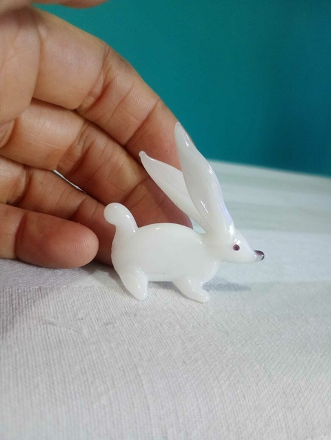 Escultura de coelho em vidro estilo murano