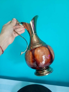 Antigo gomil / jarra em faiança vitrificada em metal dourado - comprar online