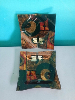 Par de pratos decorativos em vidro - Artglass