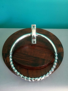 Antigo porta toalha circular em bronze com banho cromado