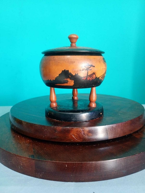 Antigo saleiro em madeira pintado a mão - comprar online