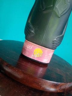 Garrafa de Vidro Pisco Reservado em forma de Moai