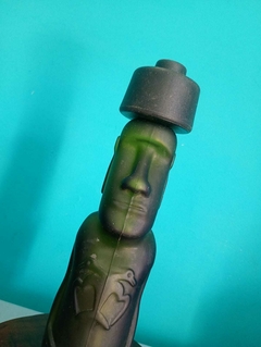 Imagem do Antiga garrafa de vidro Pisco Reservado Moai