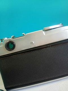 Imagem do Antiga Câmera Fotográfica Yashica Lynx (não funciona)