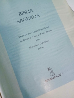 Antiga Bíblia Sagrada - Stampley Preta e dourada na internet