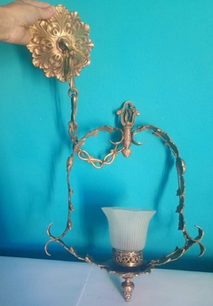 Imagem do Antiga luminária de teto / lustre pendente em bronze Floral