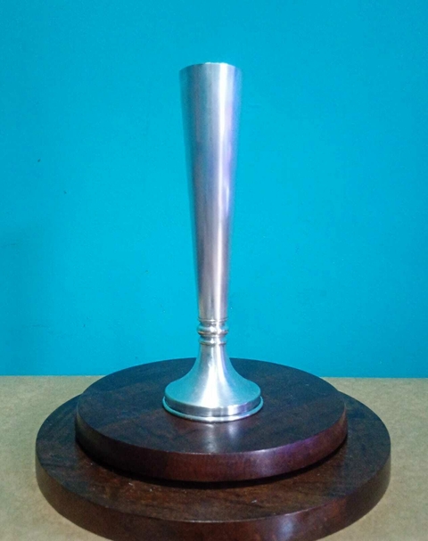 Antigo vaso solitário/ floreira prata Eberle - comprar online