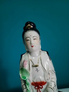 Imagem do Antiga escultura em porcelana chinesa Kuan yin Deusa da misericórdia
