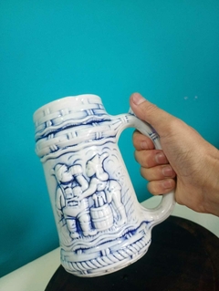 Imagem do Antiga caneca em cerâmica comemorativa Petrobrás - Serarj