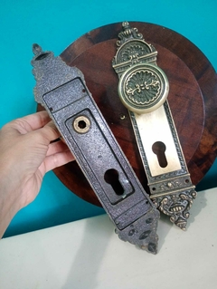 Imagem do Par de Espelho / acabamento fechadura em bronze 27 cm