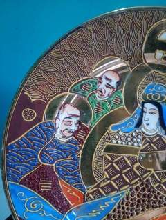 Imagem do Antigo e Raro Prato Porcelana pintado a mão - Japão