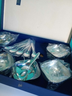 Antigo estojo com taças e colheres para sobremesa - prata Eberle