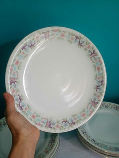 Antigo conjunto para sobremesa com sete (7) itens: 1 prato de bolo e 6 pratos porcelana Schmidt - Achados e Encantos