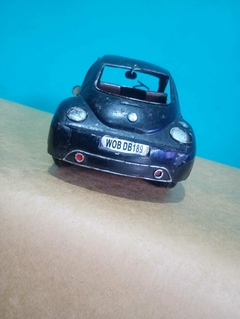 Antiga miniatura Fusca da polícia americana - Achados e Encantos