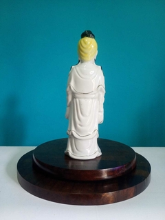 Antiga escultura em porcelana chinesa Kuan yin Deusa da misericórdia na internet