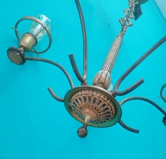 Antigo e imponente lustre / luminária de teto Em bronze , madeira e resina - comprar online