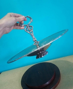 Antigo centro de mesa / fruteira banho de prata na internet