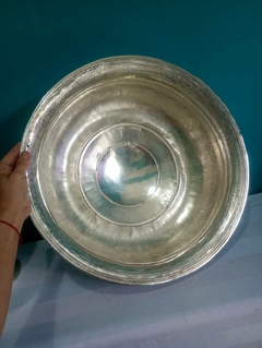 Antiga e imponente bacia com gomil / jarra do Séc.XIX em metal com banho de prata Essex Silver Quadruple - loja online