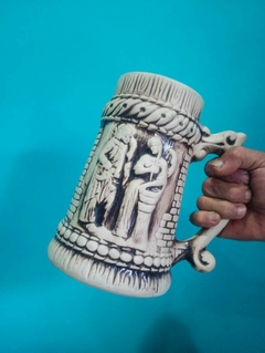 Antiga e Grande caneca em cerâmica 2 litros - numerada