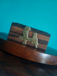 Antigo e lindo cinzeiro em madeira nobre Detalhes em metal - Achados e Encantos