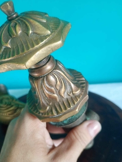 Imagem do Antigo e lindo jogo de bica com registro em bronze maciço