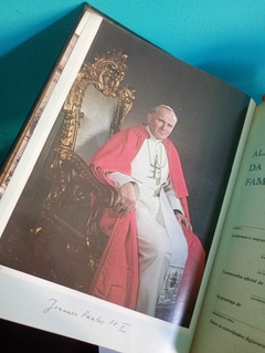 Antiga Bíblia Sagrada - Stampley Preta e dourada na internet