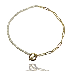 Colar pearl fecho T