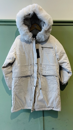 ART. 241200. CAMPERA PARKA CON CAPUCHA - tienda online