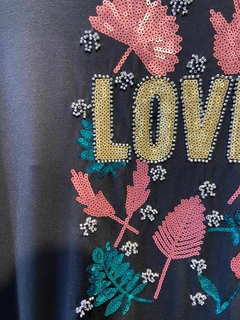 Art. 8230 - Remera Love Plumas - comprar online