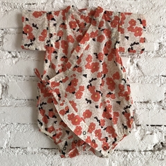 Body Kimono Floral Cambraia - Goiaba e Preto fundo Branco