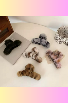 Broche de peluche animal print