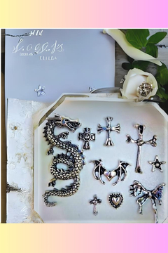 PACK DE DIJES PARA UÑAS SURTIDAS - Beauties