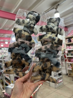 Broche de peluche animal print en internet