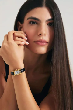 Relógio Feminino Quadrado Bastille Dourado e Pulseira de Couro Preta - comprar online