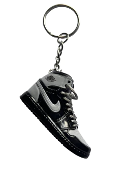 Imagen de Llavero Zapatillas (Comprando 2, viene 1 caja de regalo)